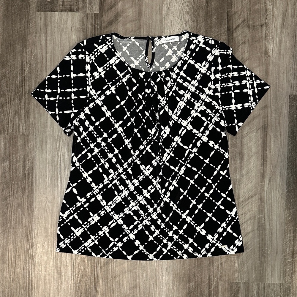 Calvin Klein Black and White Geometric Blouse - Medium